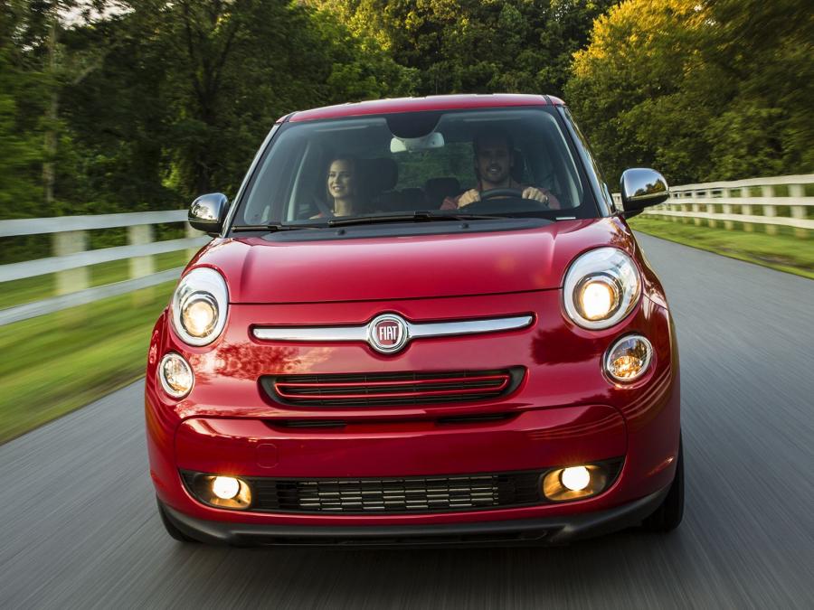  Fiat 500L 2013 года  (US) (фото 37 из 40)